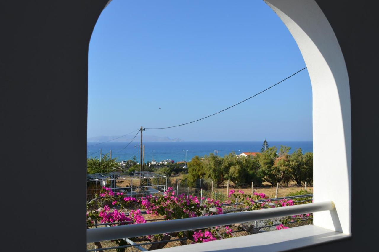 United Blue Resorts - White Sand Karteros Exterior photo